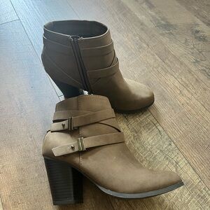 NWOT Brown Ankle Boots with Straps